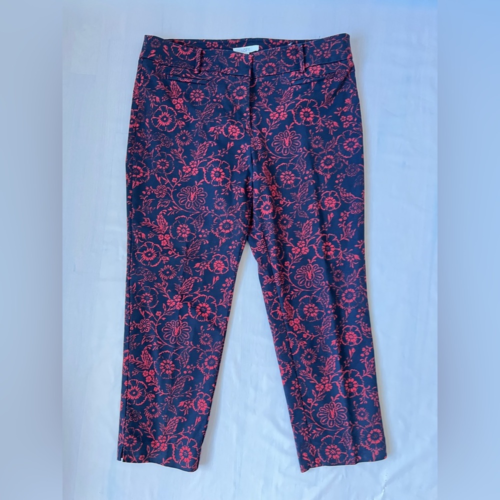 Ann Taylor LOFT Riviera pants navy blue and red floral print Marisa fit Women 12